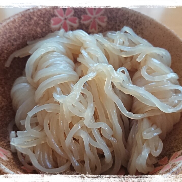 めんつゆ使用☆結び白滝のピリ辛煮
